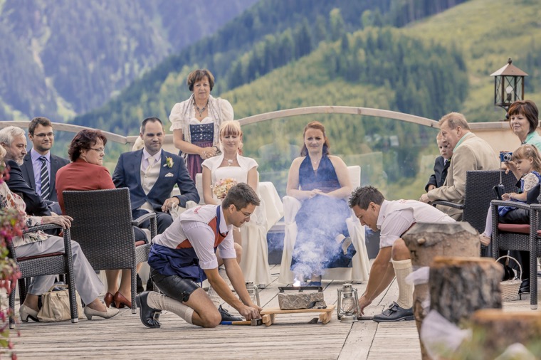 20140705-135343-11023468-B